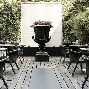 4* Hotel Eastwest